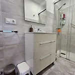 Διαμέρισμα 15a04 Duplex Y Garaje En Centro By R2r Consulting