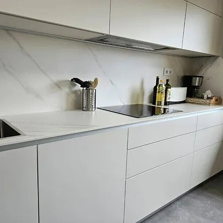 شقة 15a04 Duplex Y Garaje En Centro By R2r Consulting يانس