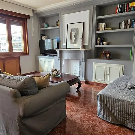 Διαμέρισμα 15a04 Duplex Y Garaje En Centro By R2r Consulting Llanes